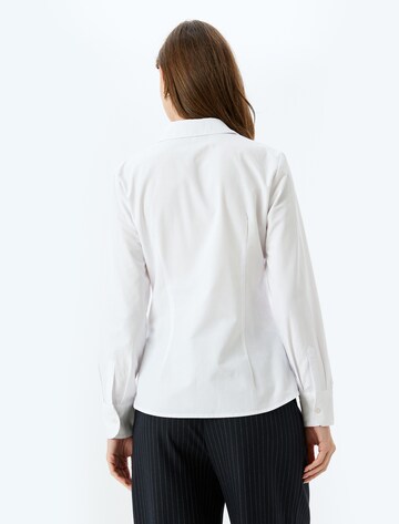Koton Bluse in Weiß