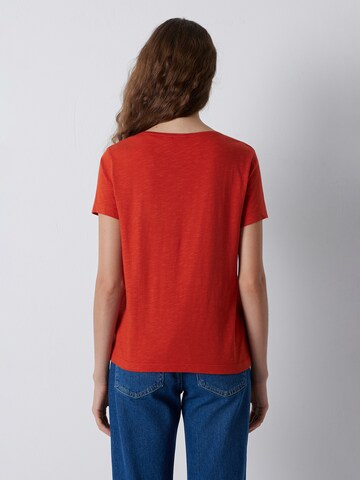Mavi Shirt in Red