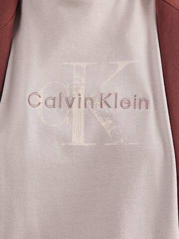 Calvin Klein Jeans Футболка в Лиловый