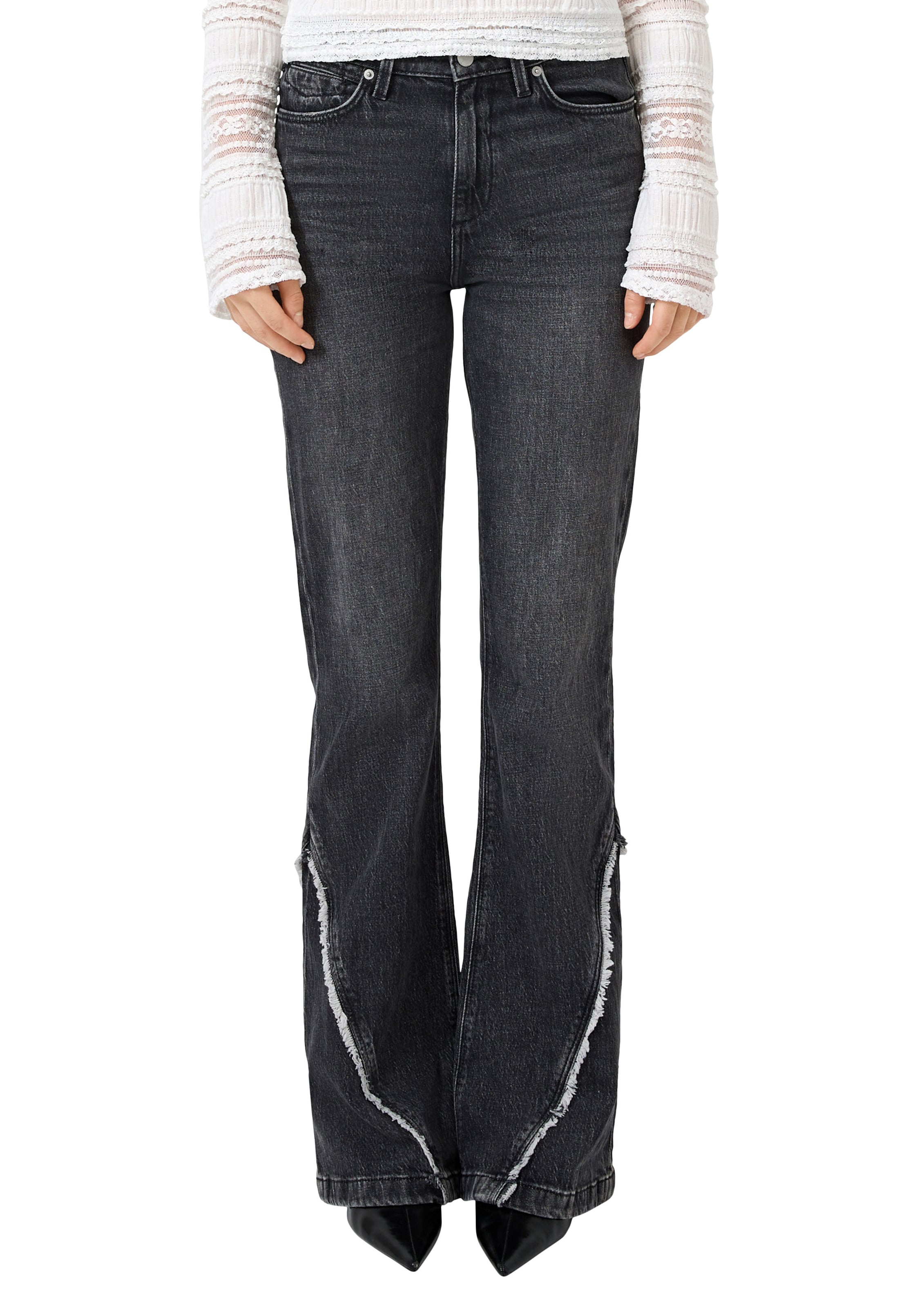 QS Flared Jeans 'Reena' in Black: front