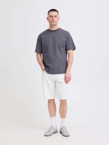 BLEND Regular Jeansshorts in Weiß