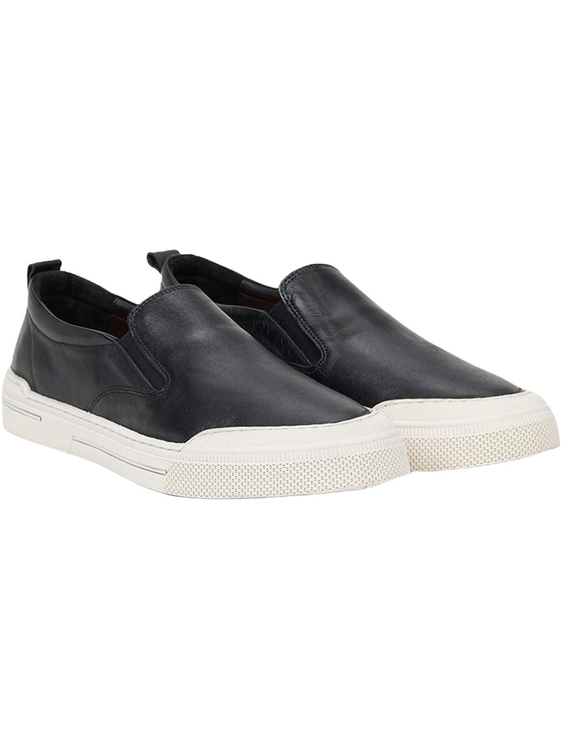 Desa Slip-on 'Trainer' in Black