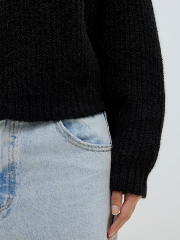 EDITED Knit Cardigan 'Rani' in Black