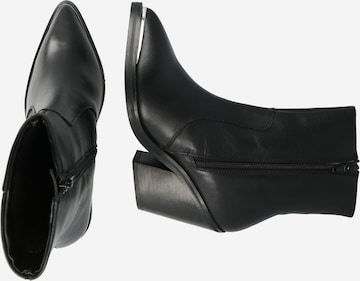 Bottines 'WESTERN' River Island en noir