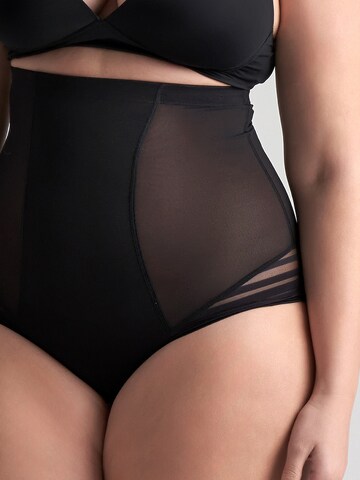 Slip scultant Bye Bra en noir