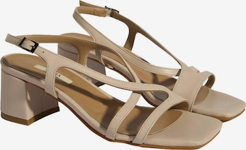 Desa Sandaal 'Sandalen mit Absatz' in Beige: voorkant