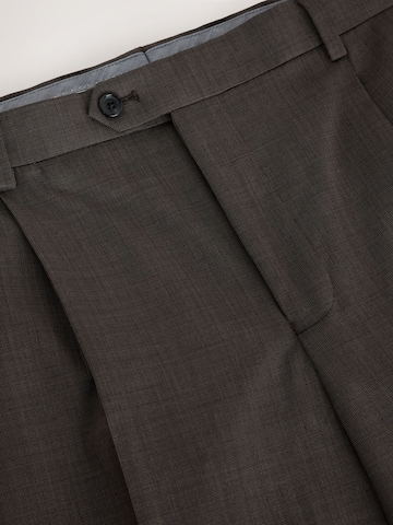 Slimfit Pantaloni con piega frontale 'N. Premium' di Next in marrone