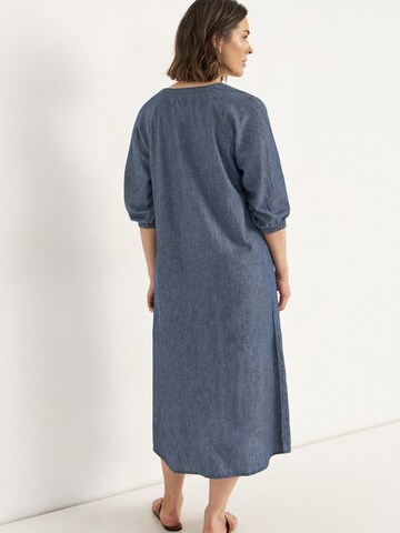 Robe Cellbes of Sweden en bleu