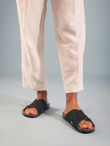 nae Vegan Shoes Pantofle 'Tupai' – černá: přední strana