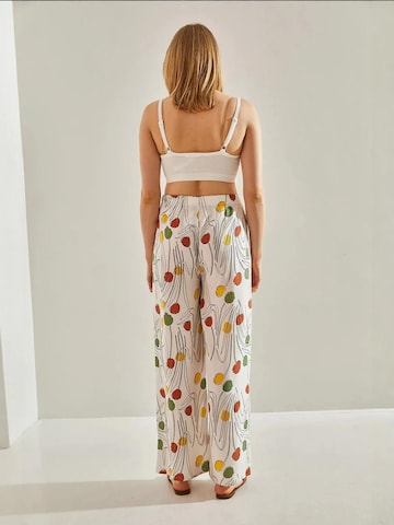 Wide leg Pantaloni di Bianco Lucci in bianco