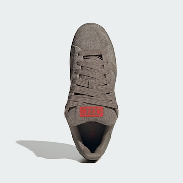 Baskets basses 'Campus 00s Audi' ADIDAS ORIGINALS en marron