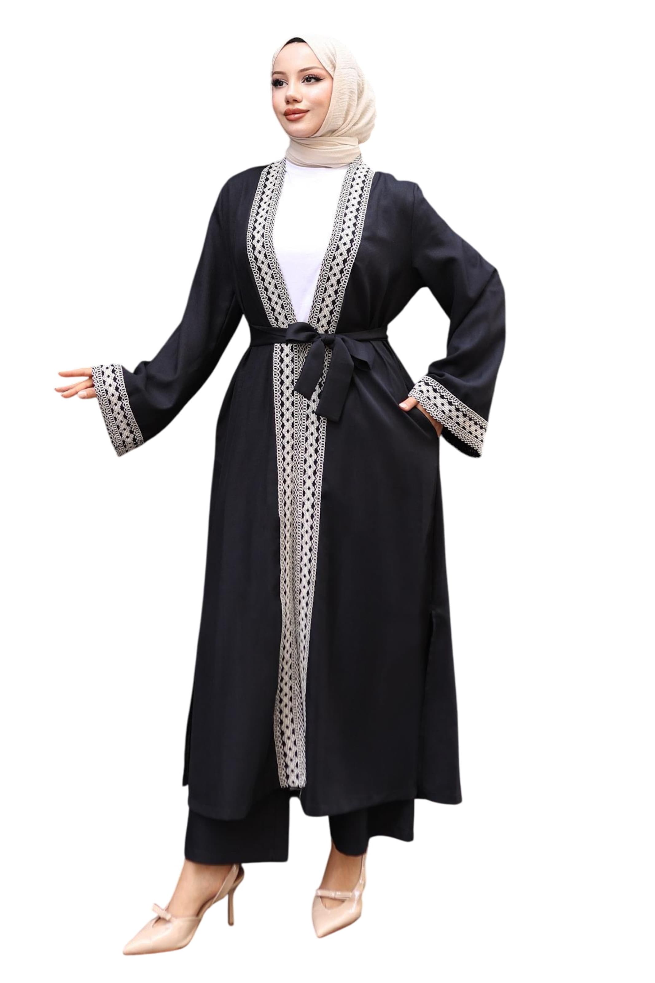 MODAMIHRAM Pantsuit in Black: front