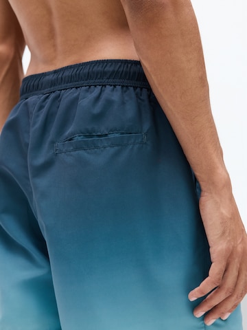 Shorts de bain Pull&Bear en bleu