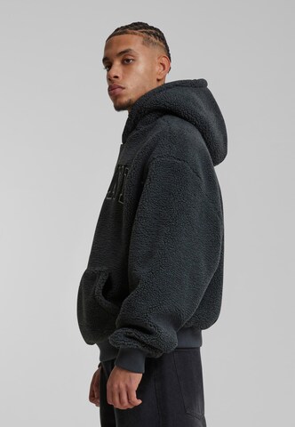 Karl Kani - Sudadera en gris