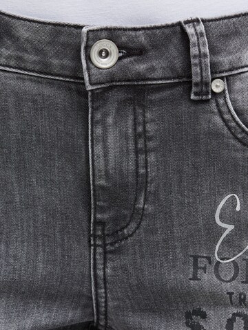 Soccx Slim fit Jeans in Grey