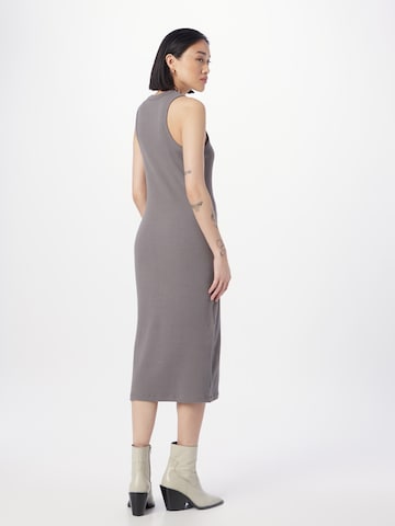 Esmé Studios - Vestido 'Limone' en gris