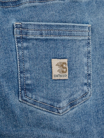 SOMETIME SOON Slimfit Jeans in Blauw