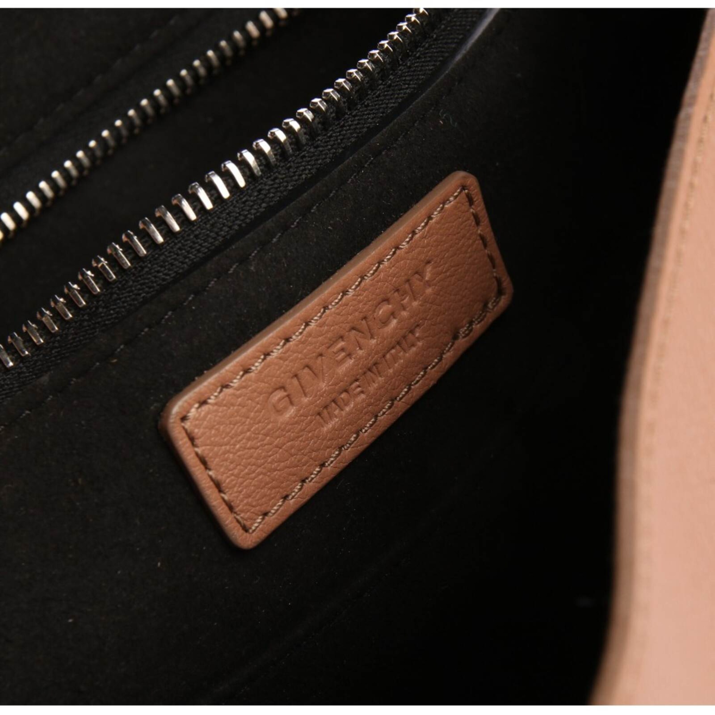 Givenchy Handtasche One Size in Braun