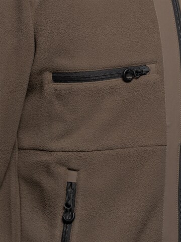 HALO Fleece jas in Bruin
