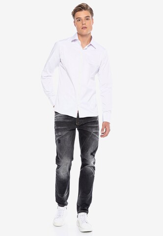 CIPO & BAXX Slim Fit Langarmhemd in Weiß