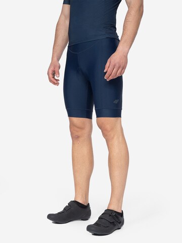 4F Slimfit Sportbroek in Blauw: voorkant