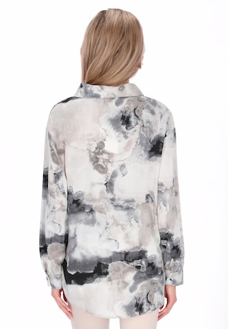 Usha - Blusa em cinzento