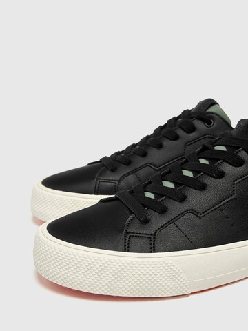 Pull&Bear Sneaker in Schwarz