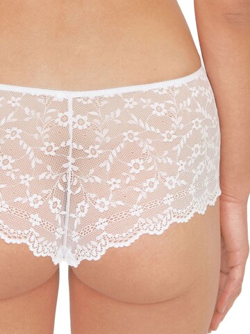 SUSA Boyshorts in White