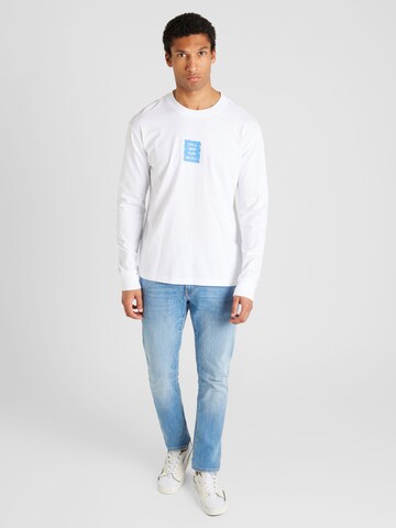 RVCA Bluser & t-shirts 'CALL' i hvid