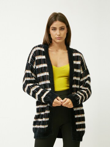 Influencer Knit cardigan in Black: front