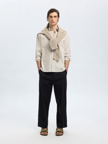 SELECTED - Ajuste confortable Camisa 'SLHBen' en beige