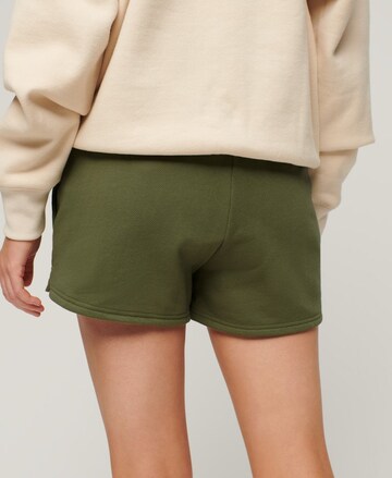 Regular Pantalon 'Essential' Superdry en vert