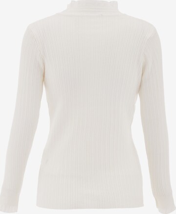 CARNEA Pullover in Weiß