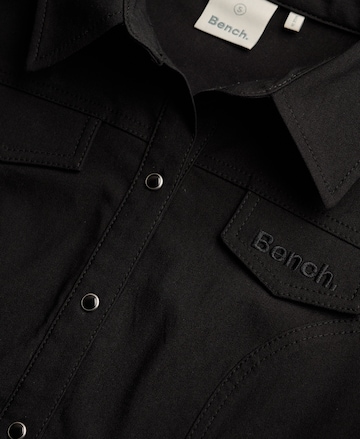 Chemisier 'Bench X Superdry & Co' BENCH en noir