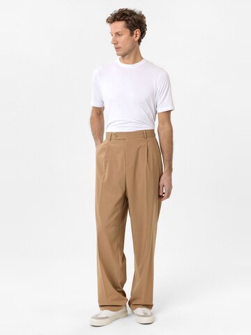 Antioch Loose fit Trousers with creases 'Claudio' in Beige