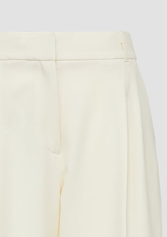 s.Oliver BLACK LABEL Wide leg Pleat-front trousers in Beige