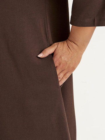 Robe Cellbes of Sweden en marron