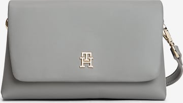 TOMMY HILFIGER Crossbody bag 'Modern Essential' in Grey: front