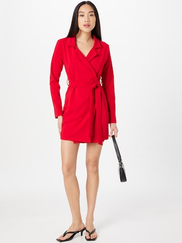 Missguided - Vestidos camiseiros em vermelho