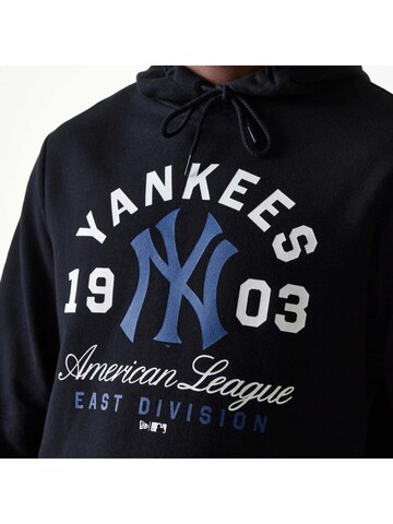 NEW ERA Sweatshirt in Black