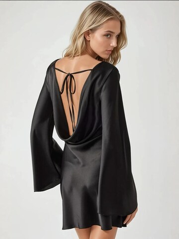 Hiccup Kleid in Schwarz