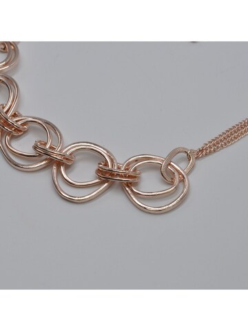 Steuer Necklace in Gold