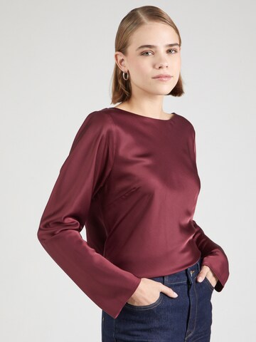 Abercrombie & Fitch Μπλούζα σε κόκκινο