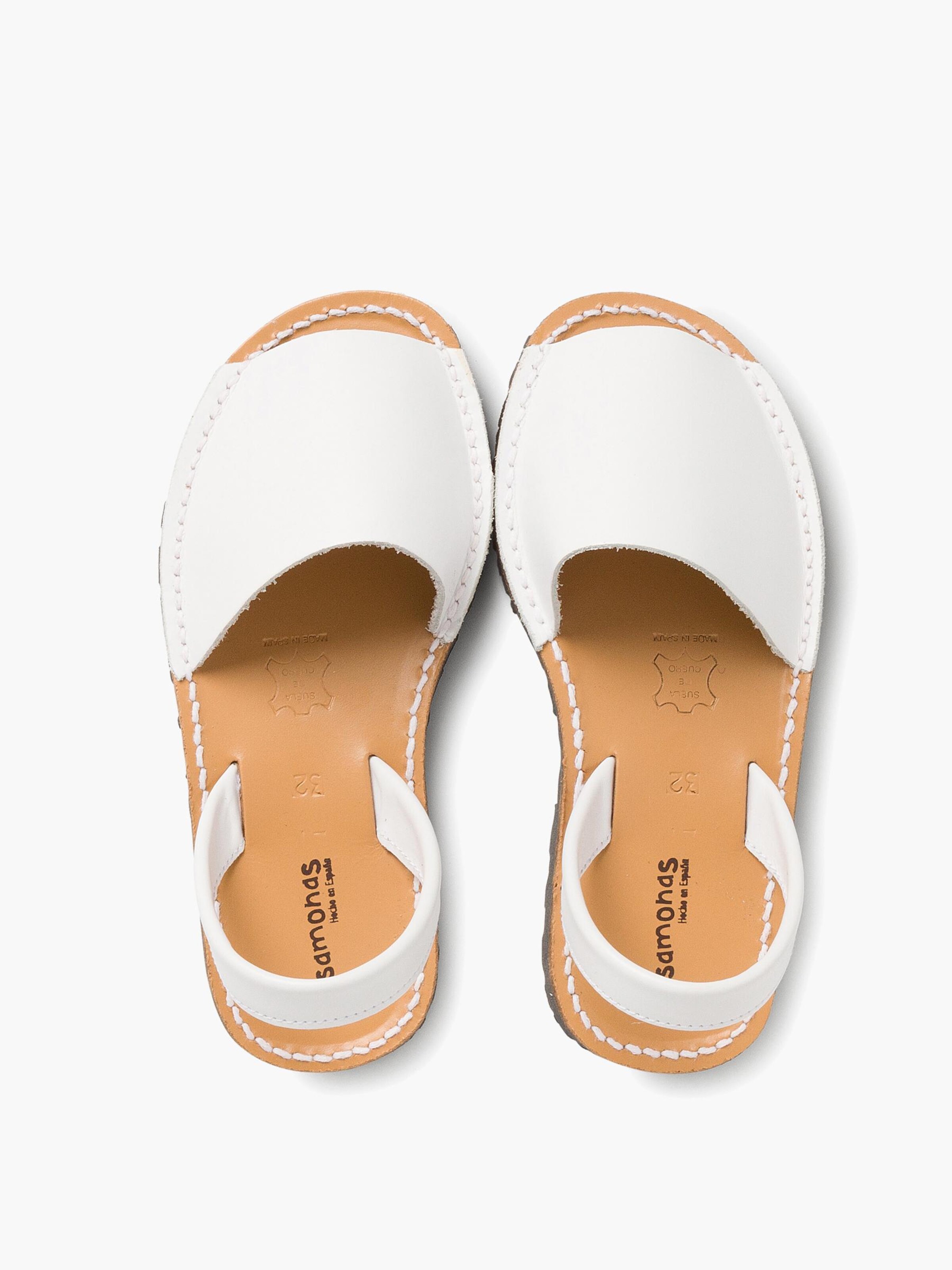 Pisamonas Sandal in White