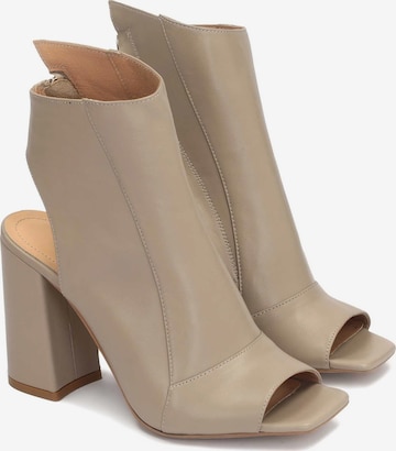 Kazar Boots in Beige