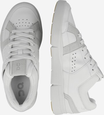 On Platform trainers 'THE ROGER Clubhouse' in White