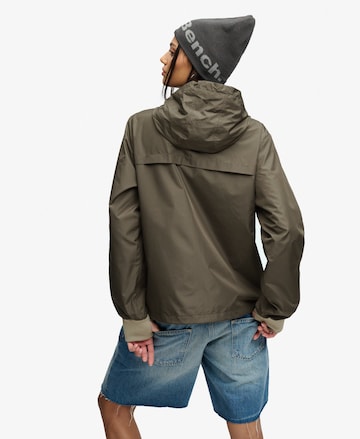 Veste mi-saison 'Bench X Superdry & Co' BENCH en vert