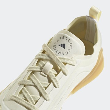 ADIDAS BY STELLA MCCARTNEY - Sapatilha de desporto 'Treino' em bege