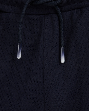 WE Fashion Loosefit Housut värissä sininen