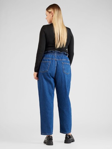 Trendyol Curve Regular Jeans in Blau